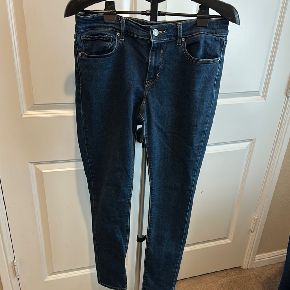 Levi's Blue Skinny Jeans 711 Classic Denim Style size 31/30